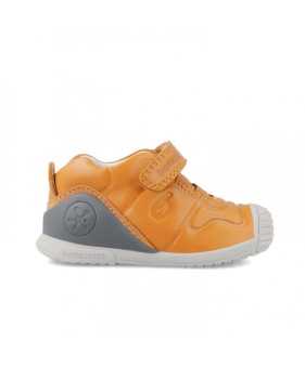 Bota Marrón Piel Bebé Niño/Niña Biomecanics | Envío Gratis +35€ 2