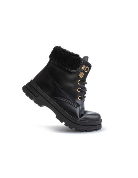 BOTA NIÑA PABLOSKY NEGRA